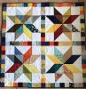 4-Sterne Quilt, Baumwolle
maschinengenäht, -gequiltet
Grösse 120 x 120 cm